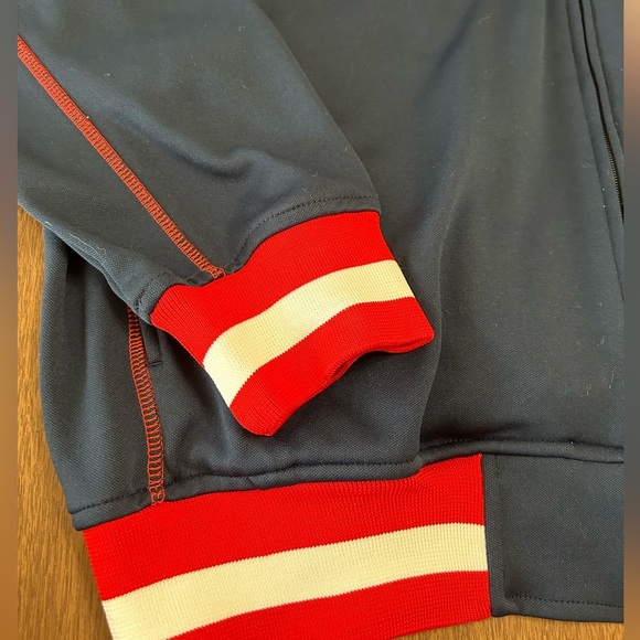 Official Umbro ENGLAND NATIONAL Football TEAM Full Zip Track Jacket Size S - Picture 3 of 10